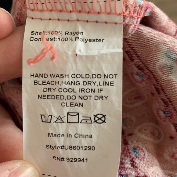 Weekend by Suzanne Betro Crocheted Lace Top Blouse - Picture 8 of 10